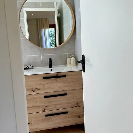 Holiday home Maison Avec Jardin A 5 Min A Pied De La Plage, Clim Et Parking *