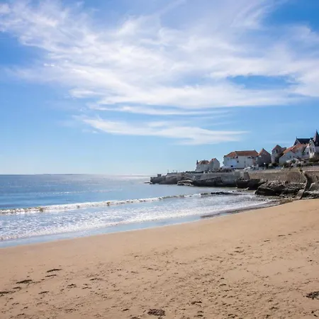 Holiday home Maison Avec Jardin A 5 Min A Pied De La Plage, Clim Et Parking